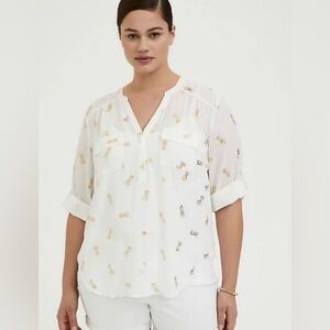 Torrid White and Gold Pineapple 3/4 Sleeve Blouse, Plus Size 2